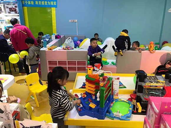 中小型玩具店成功突围学会商品管理