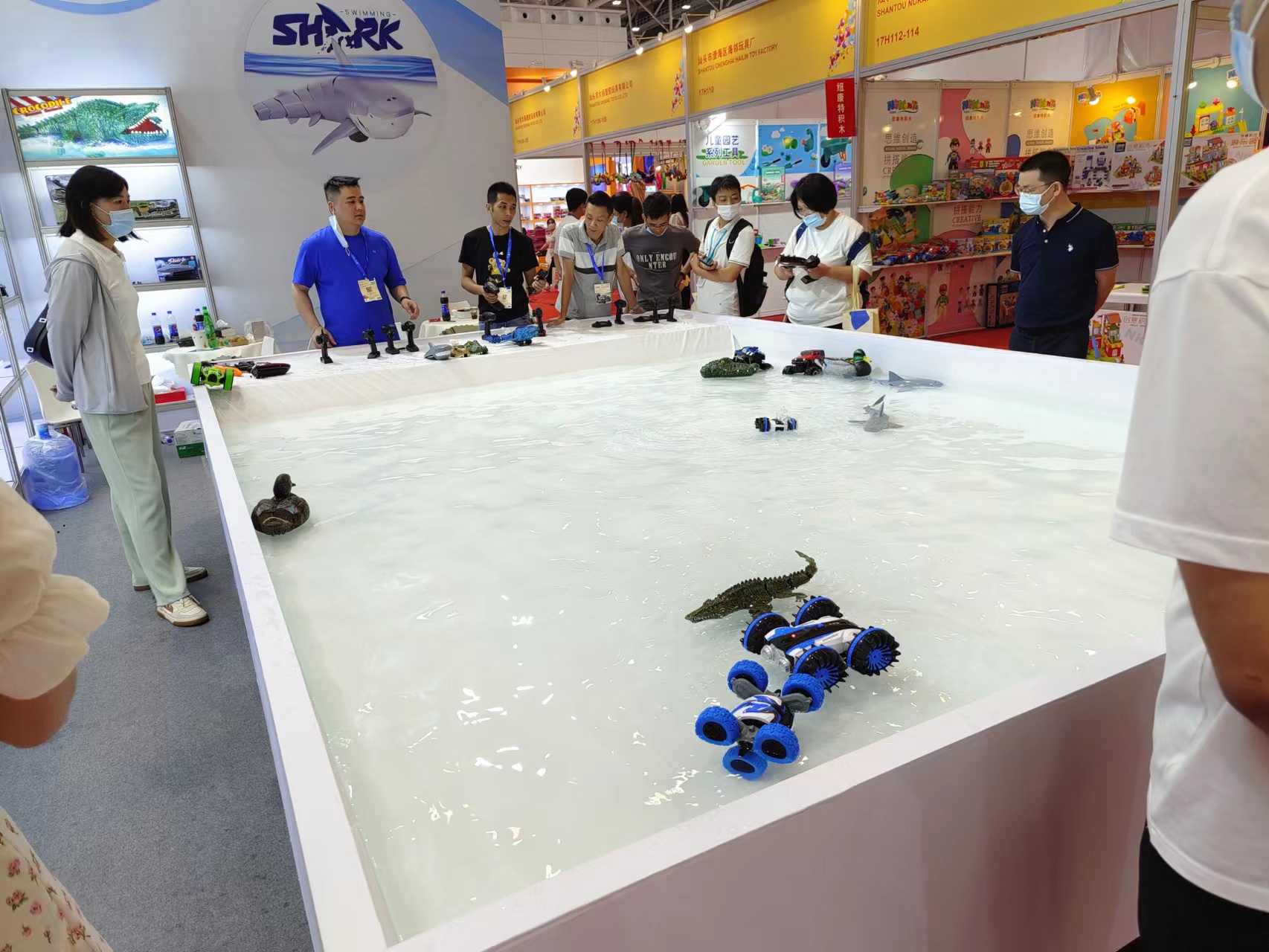 受邀参加玩具会展