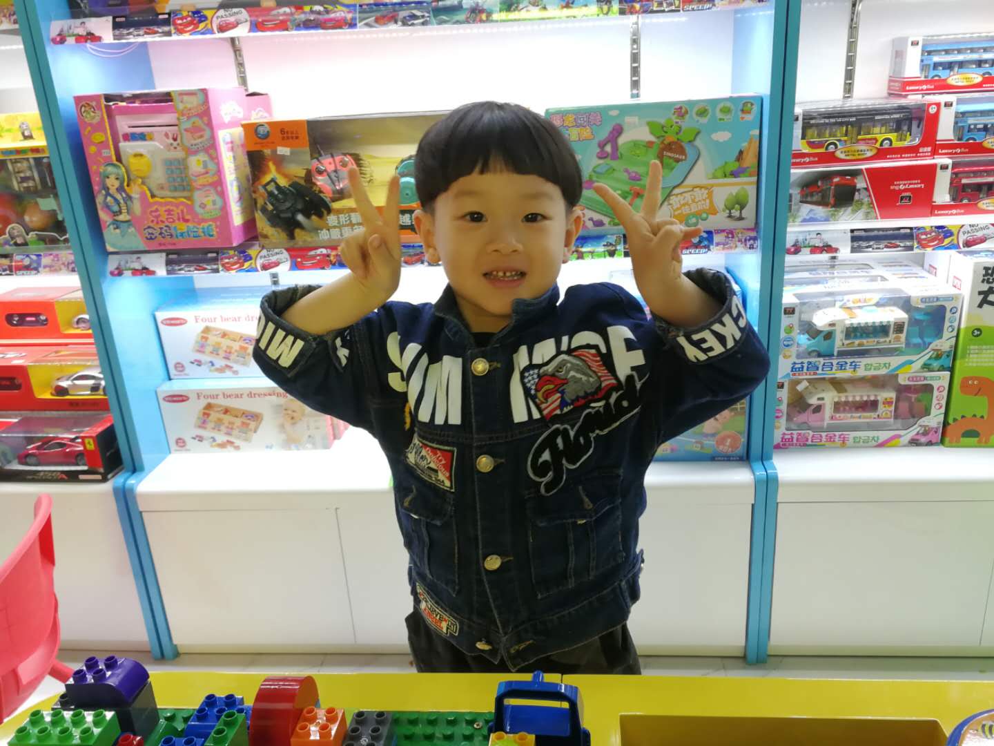 亲子智慧家玩具体验店小老板 亲子智慧家玩具体验店小老板