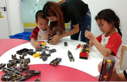 如何给开学孩子选玩具